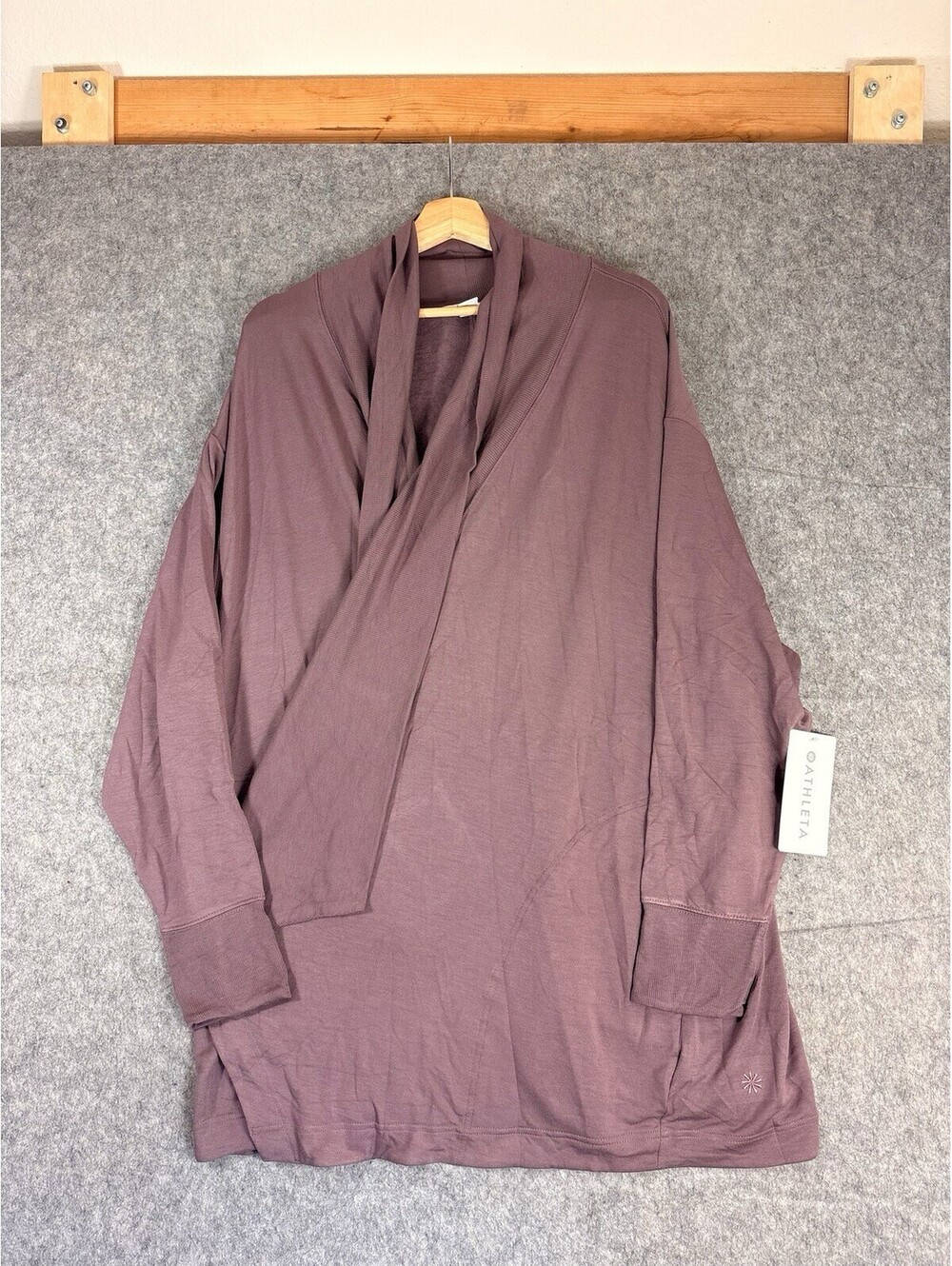 Athleta Women's Pranayama Restore Wrap NWT $89